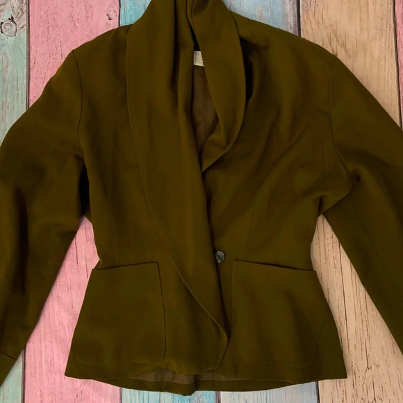 Sara sturgeon olive green blazer and mini skirt set size 3 - Picture 2 of 11